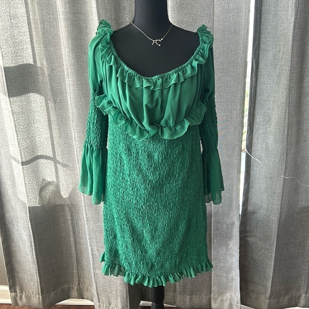Green Prettylittlething Dress
